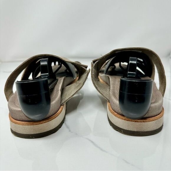 Merrell Moon Sandals- Size 6 - Picture 6 of 14